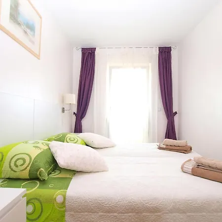 Tereza 1352 * Pula