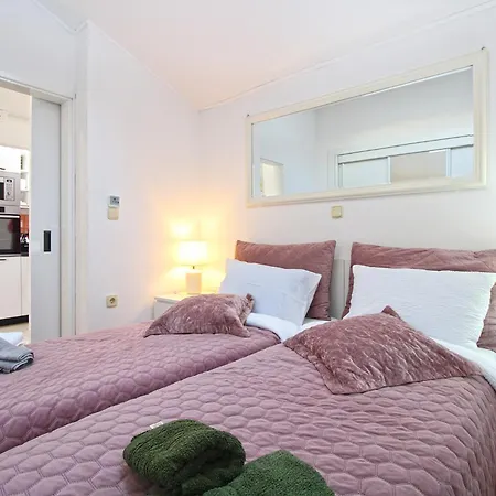 Tereza 1352 Appartement Pula