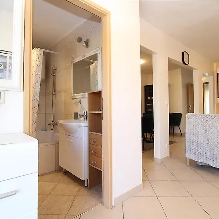 Tereza 1352 Appartement Pula