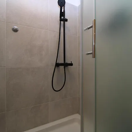 Tereza 1352 Appartement Pula